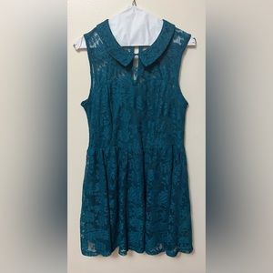 Women’s dress size L, turquoise, lace. Worn twice.